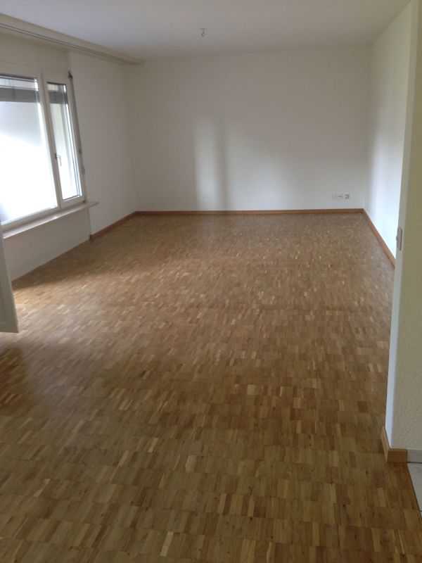 Helle 3.5-Zi. Wohnung m. Balkon in Bellach 