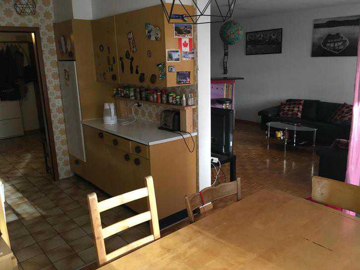 Studentenwohnung in Fribourg: 5.5 Zimmer, zentrale Lage   1700 Fribourg