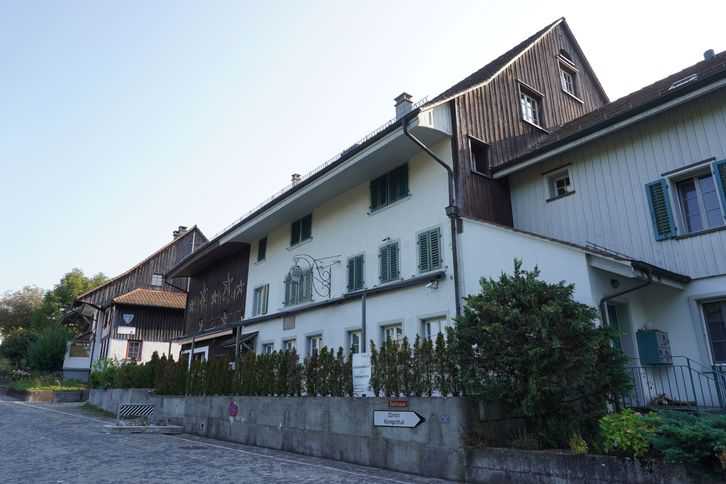 Charmante Dachwohnung in Kyburg mit toller Aussicht   8314 Kyburg