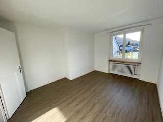 Moderne 4.5-Zimmer-Wohnung mit Dachterrasse in Frick  